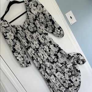 Gap Floral pattern maxi dress with side pockets